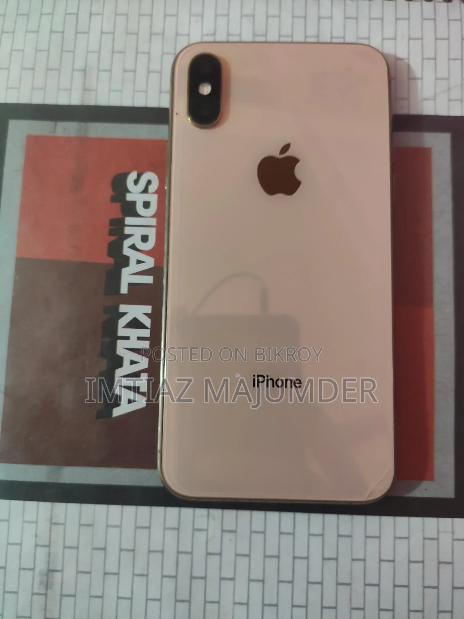 Apple iPhone XS (Used)