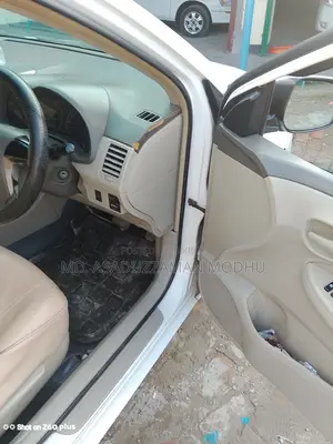 Toyota Axio 2009
