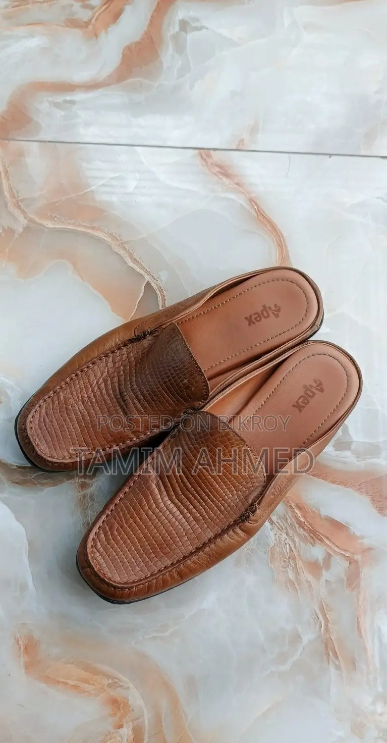 Apex Original Loafer – Size 39, Used 2-3 Days, Almost New