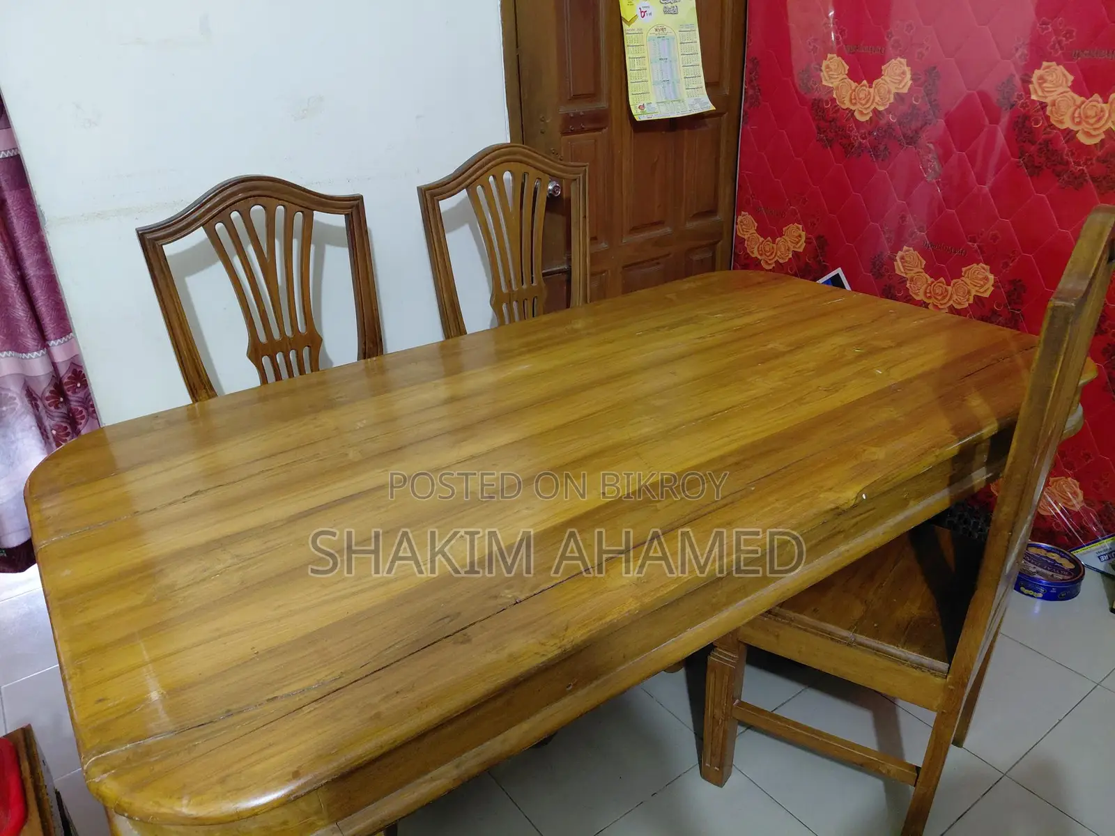 Dining Table with 6 Chairs