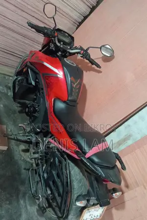Honda Hornet . 2019