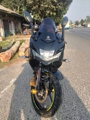 Suzuki Gixxer SF 2024