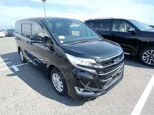 Toyota Noah G HYBRID 2021