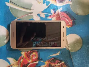 Huawei Y3 1/8 (Used)