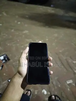 Samsung Galaxy S10 (Used)