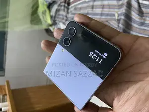 Samsung Galaxy Z Flip 4 (Used)