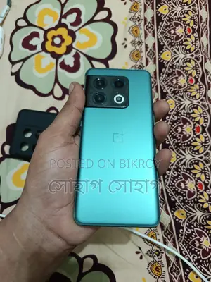 OnePlus 10 Pro . (Used)
