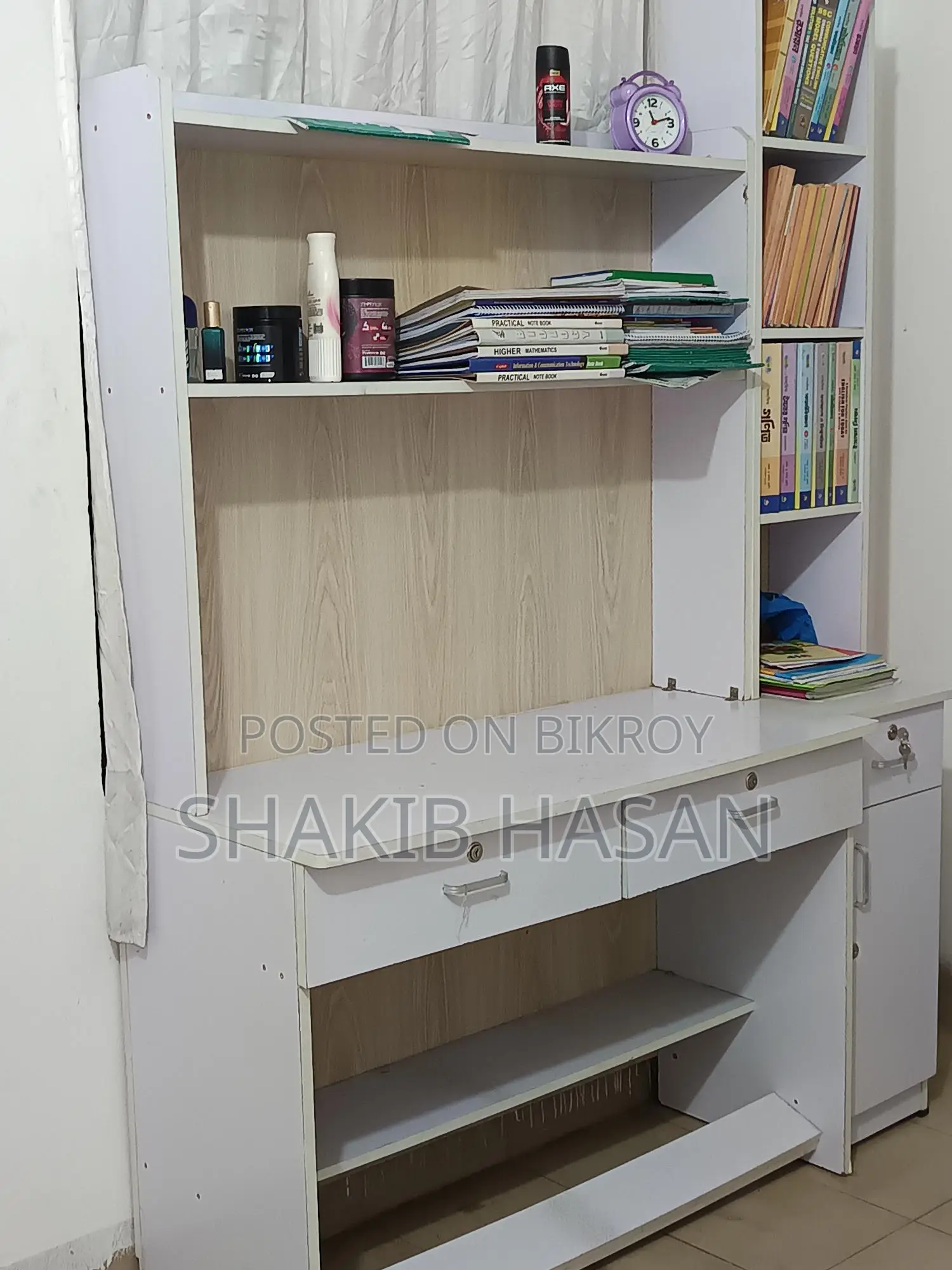 White Partex Table