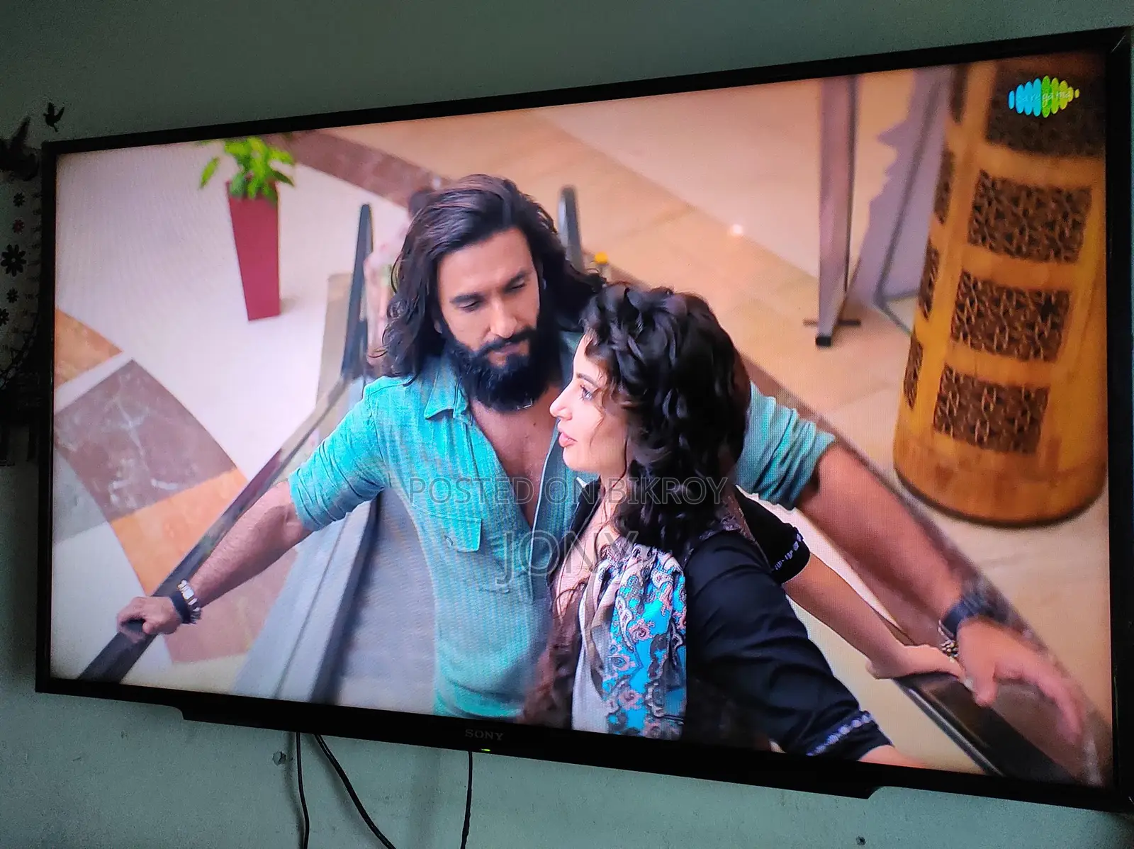 Original Sony Bravia 48" Smart TV