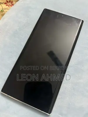 Samsung Chat (Used)