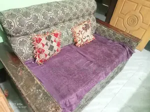 মালয়েশিয়ান উঠ কাঠের সোফা 2.2.1