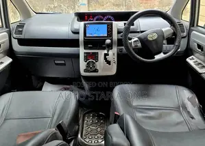 Toyota Noah Si Octane Push 2009