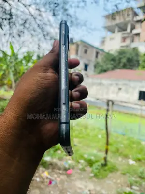 Apple iPhone 11 (Used)
