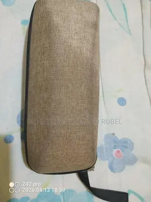 ব্লু ক্যাট লেন্সের চশমা বিক্রি হবে