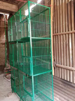 কবুতর ও পাখির খাচা
