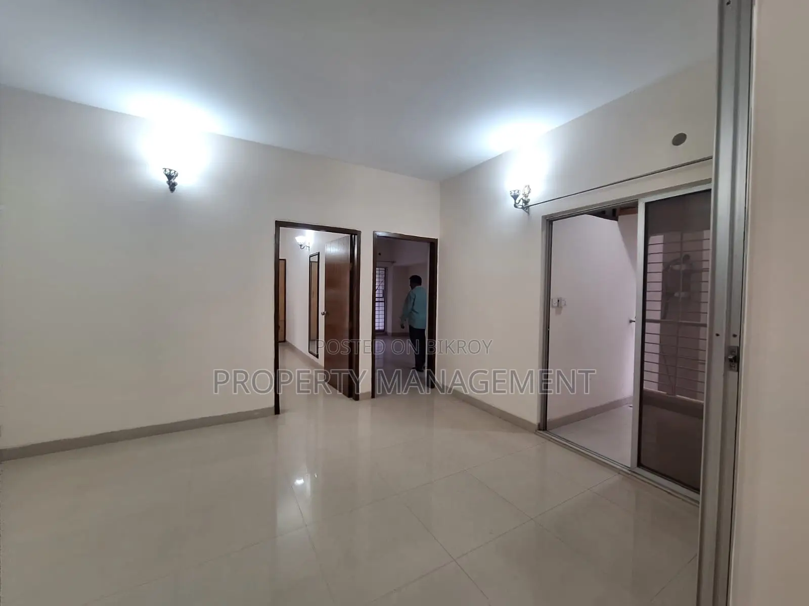 2500Sft Unfurnished Apartment Rent Gulshan2 3Bed Nice view