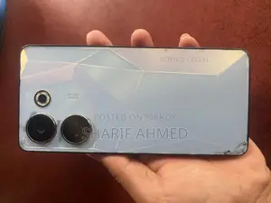 Tecno Camon 20 . (ব্যবহৃত)