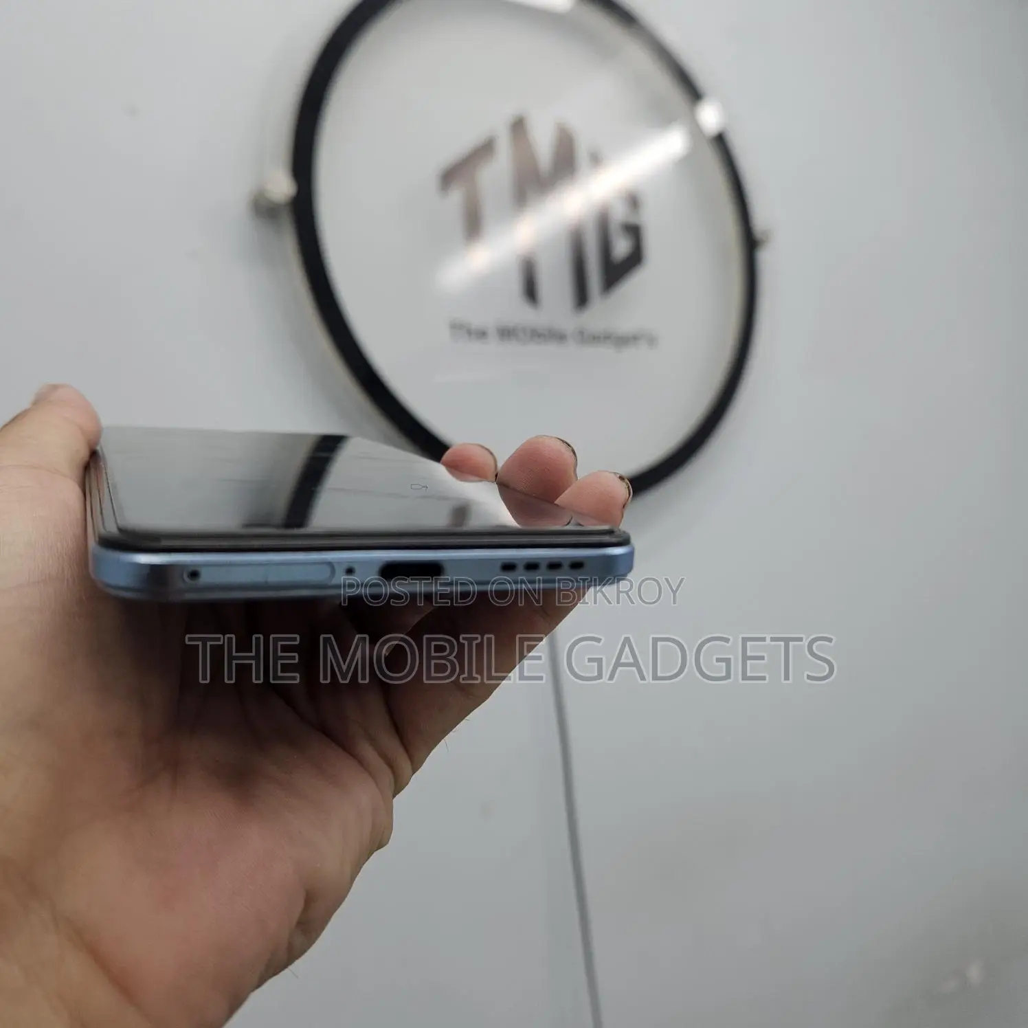 Vivo V23e 8/128GB (Used)