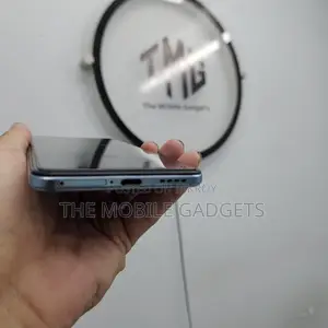 Vivo V23e 8/128GB (Used)