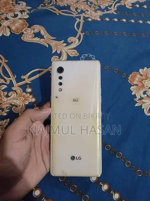 LG Velvet 5G . (Used)