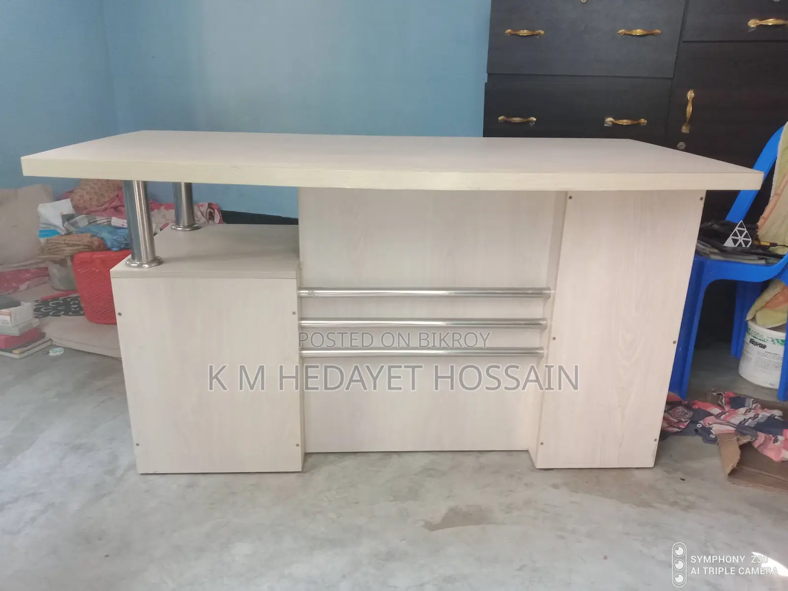 Office table for sale