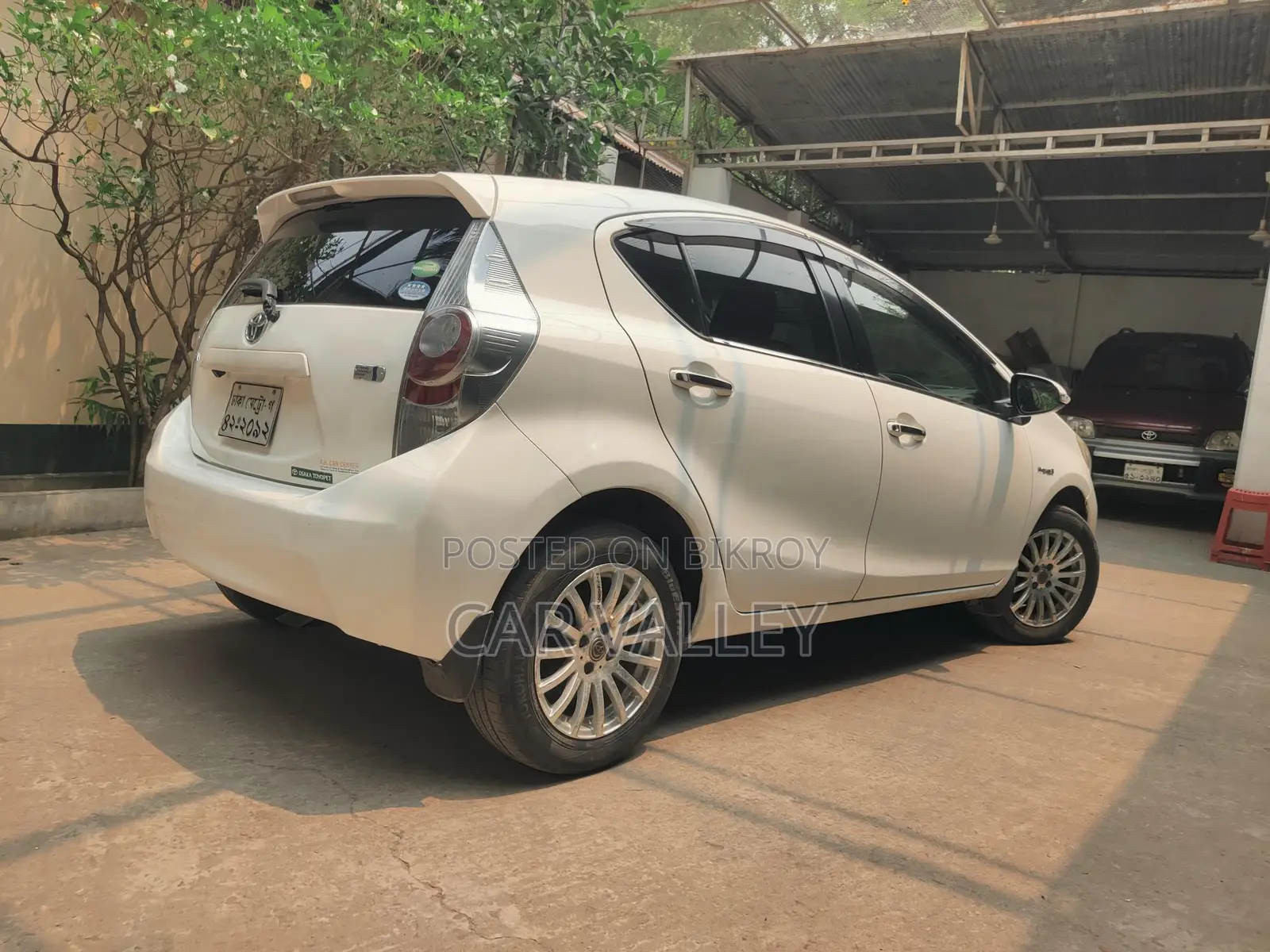 Toyota Aqua Urgent 2013