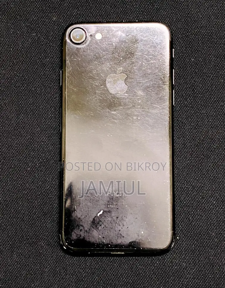 Apple iPhone 7 32GB (Used)