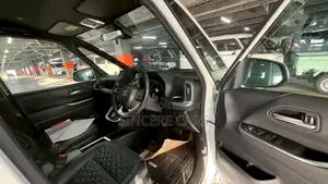Toyota Voxy SZ HYB 40000KM 2022