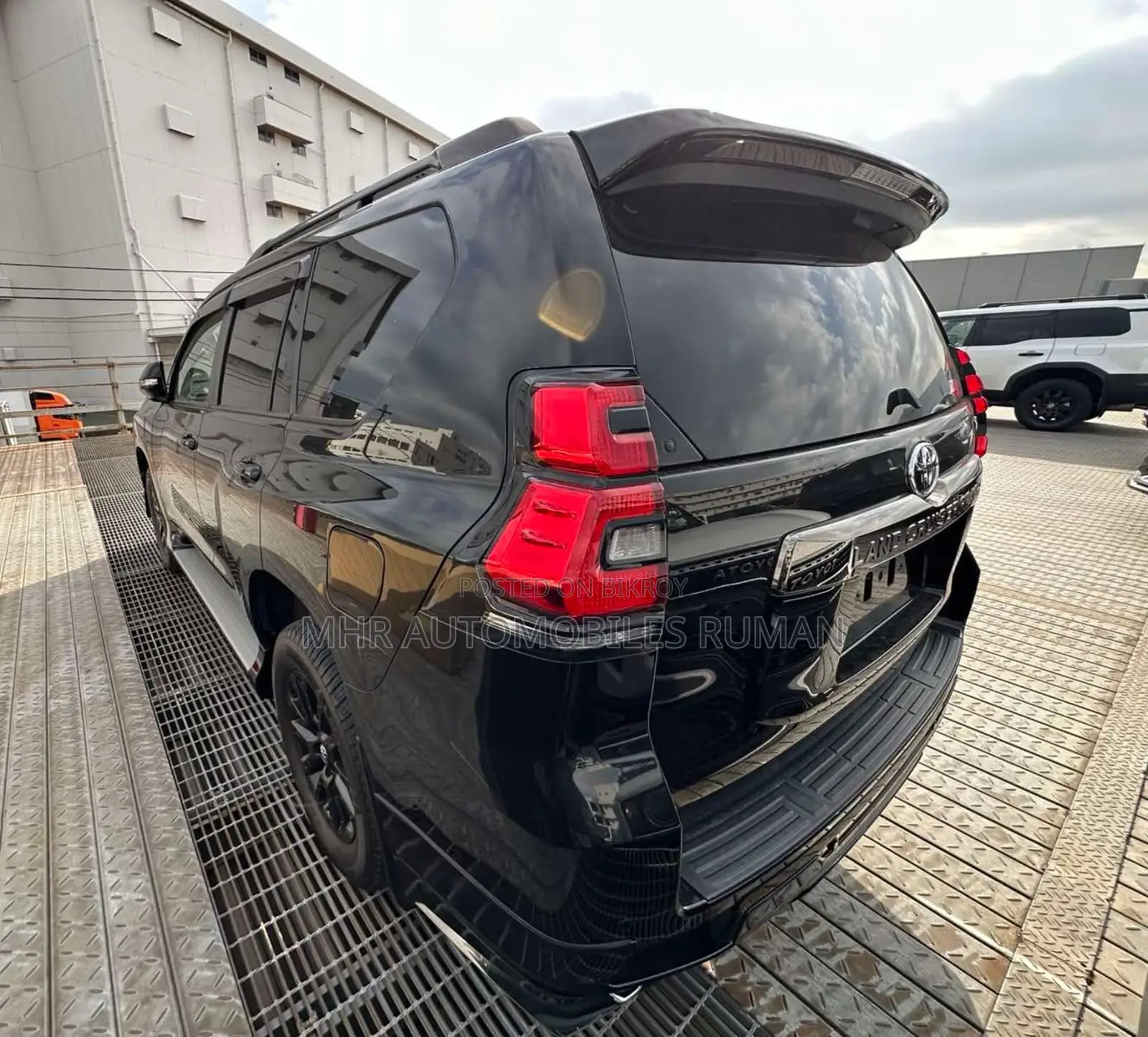 Toyota Prado TX LIMITED 2022