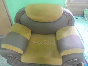 বক্স সোফা বিক্রি করা হবে