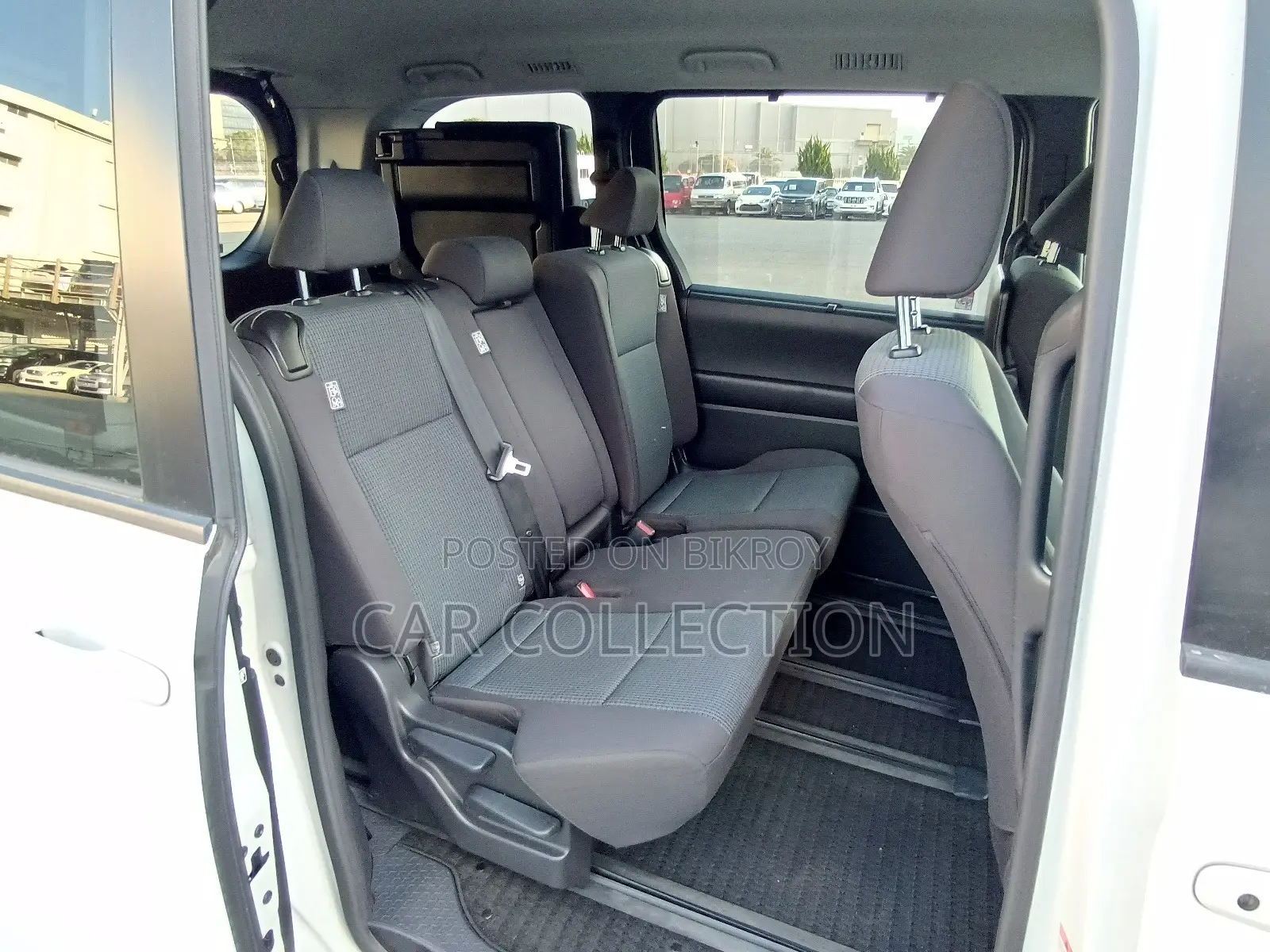 Toyota Noah S-G 2022