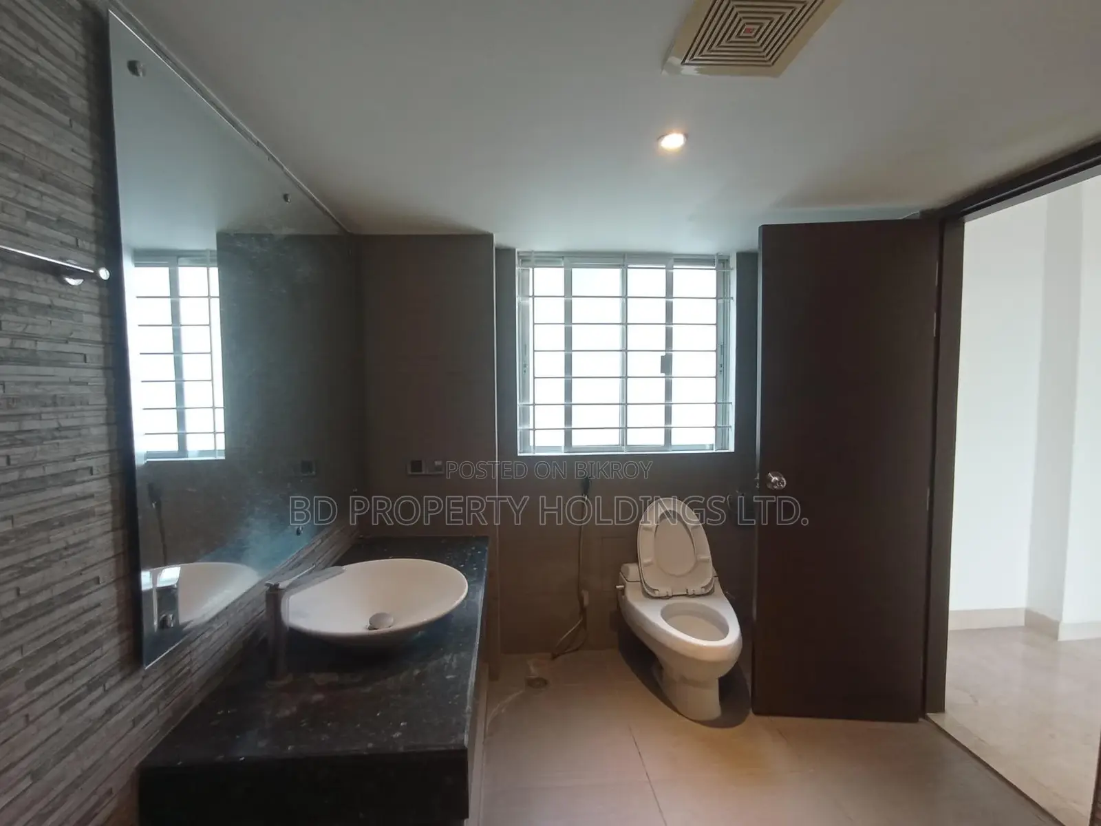3200 SQFT Premium Ready Apartment for Rent 7th Floor in Uttara