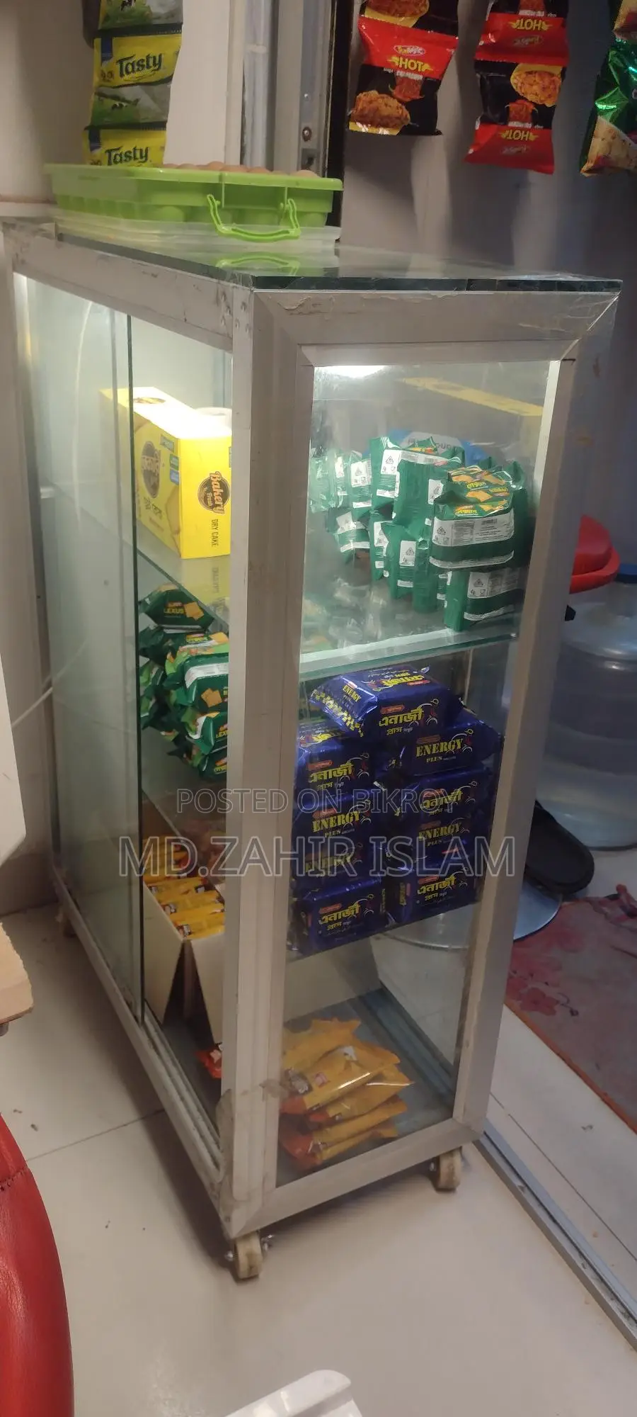 Glass Shoe Rack for Urgent Sale