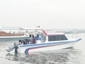 Semi Cabin Cruiser Speed Boat