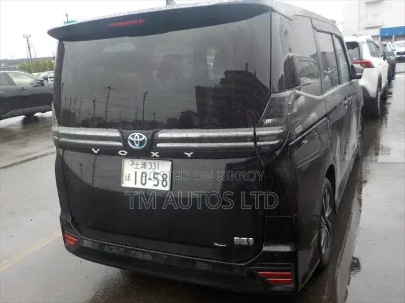 Toyota Voxy S-Z PKG 4.0 BLACK 2023