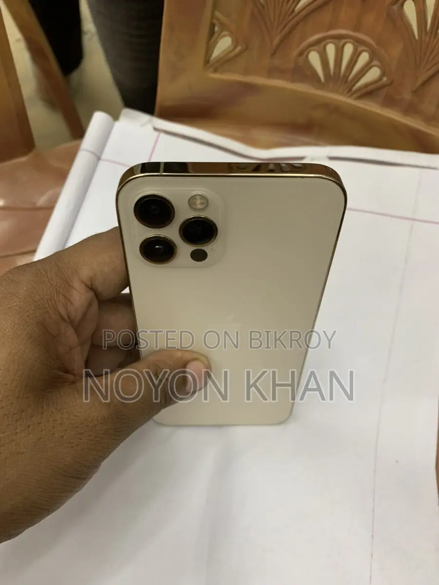 Apple iPhone 12 Pro (Used)