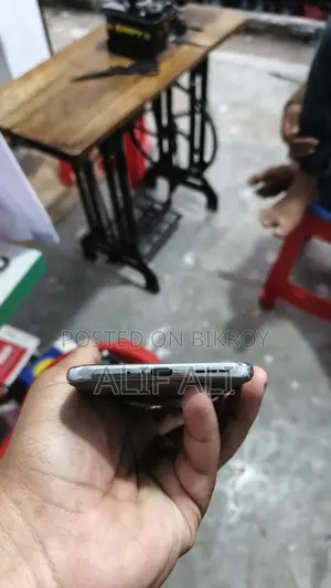 Tecno Spark 40 Pro + (8/256) official (Used)