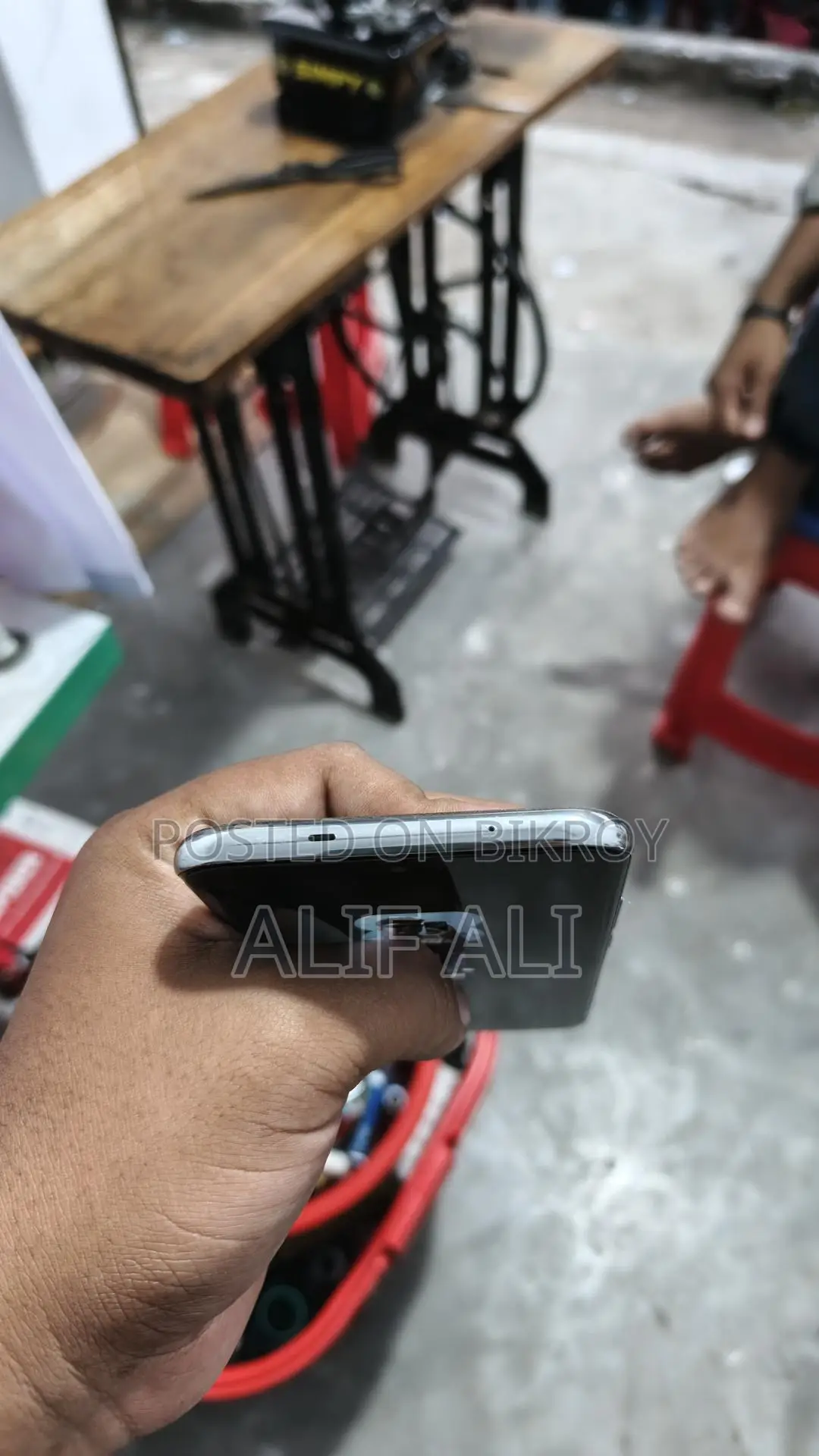 Tecno Spark 40 Pro + (8/256) official (Used)