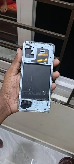 Samsyng A71