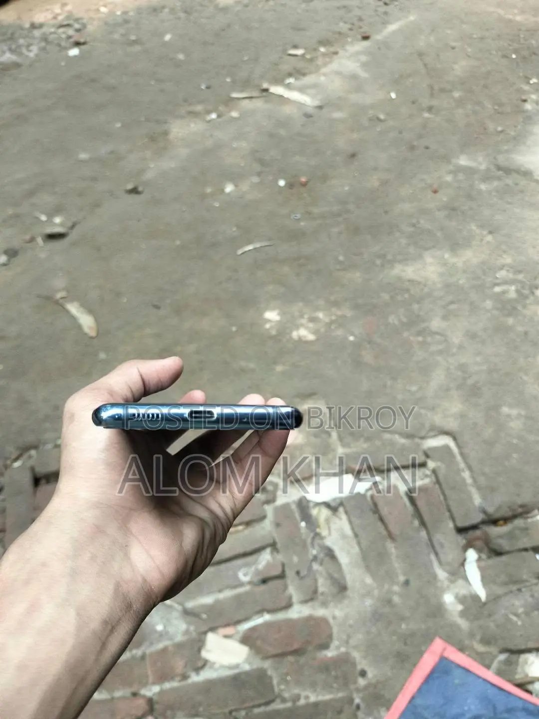 Samsung Galaxy S20 FE (Used)
