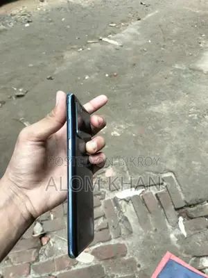 Samsung Galaxy S20 FE (Used)