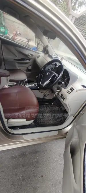 Toyota Axio silver golden 2007