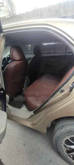 Toyota Axio silver golden 2007