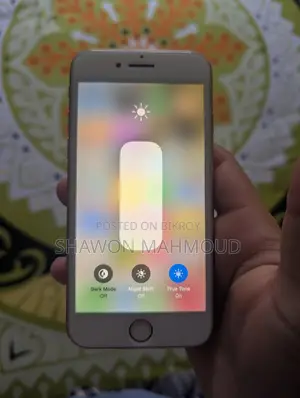 Apple iPhone 8 (Used)