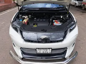 Toyota Harrier Advance Premium 2016