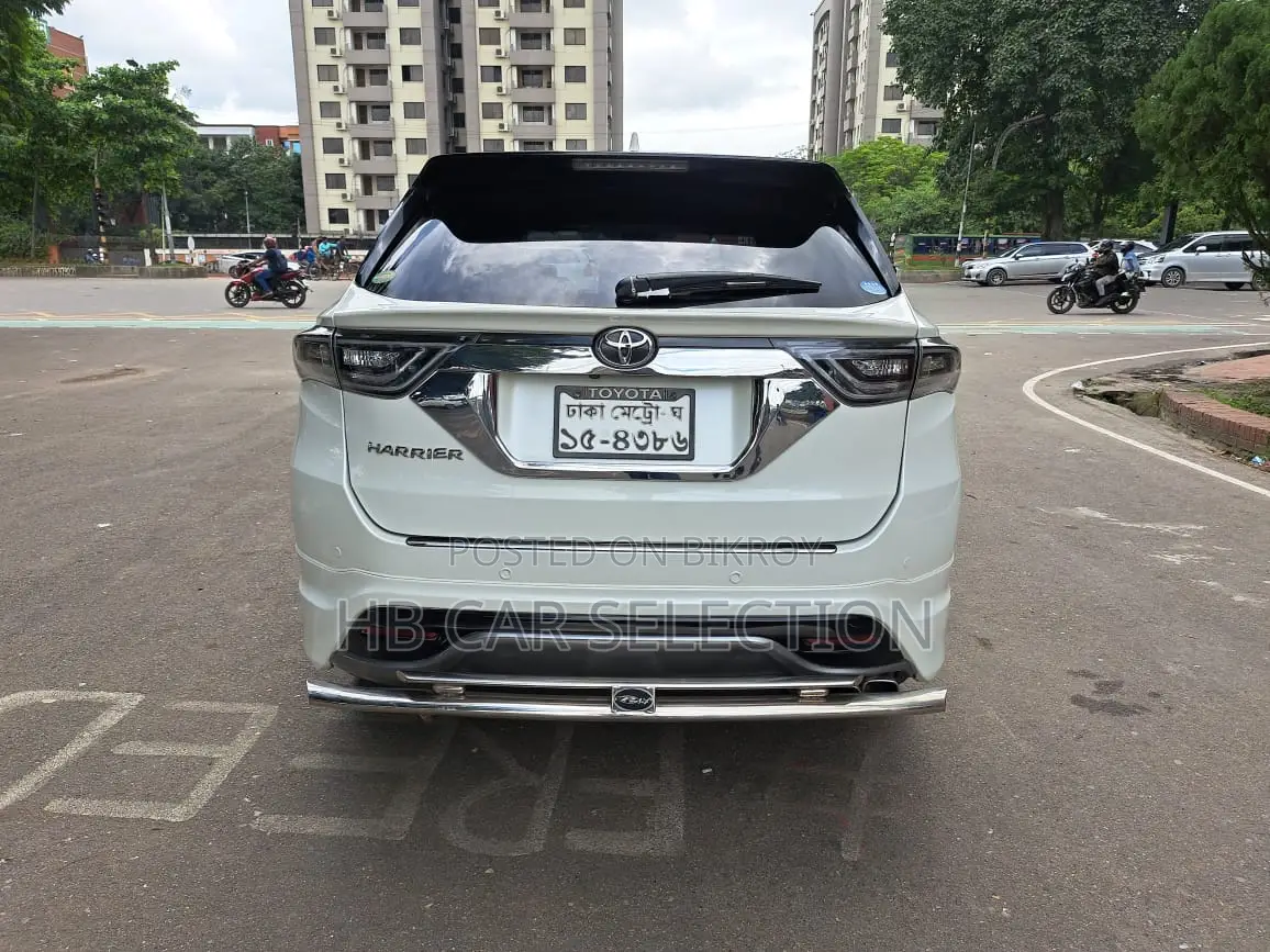 Toyota Harrier Advance Premium 2016
