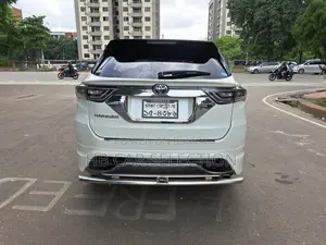 Toyota Harrier Advance Premium 2016