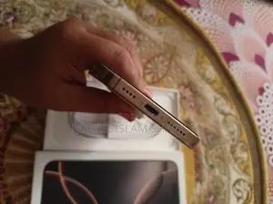 Apple iPhone 16 Pro Max . (Used)