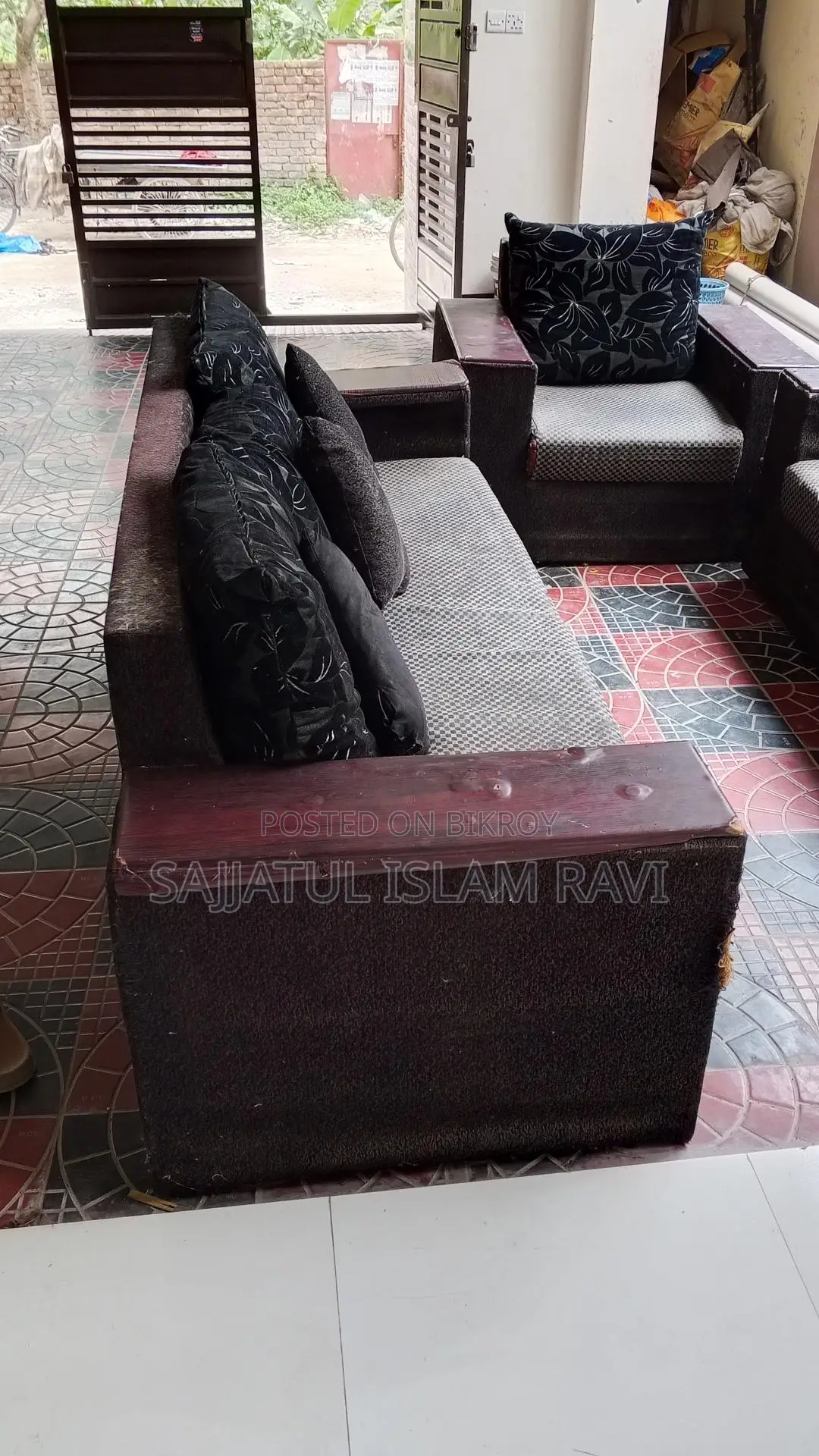 Used Sofa Sell