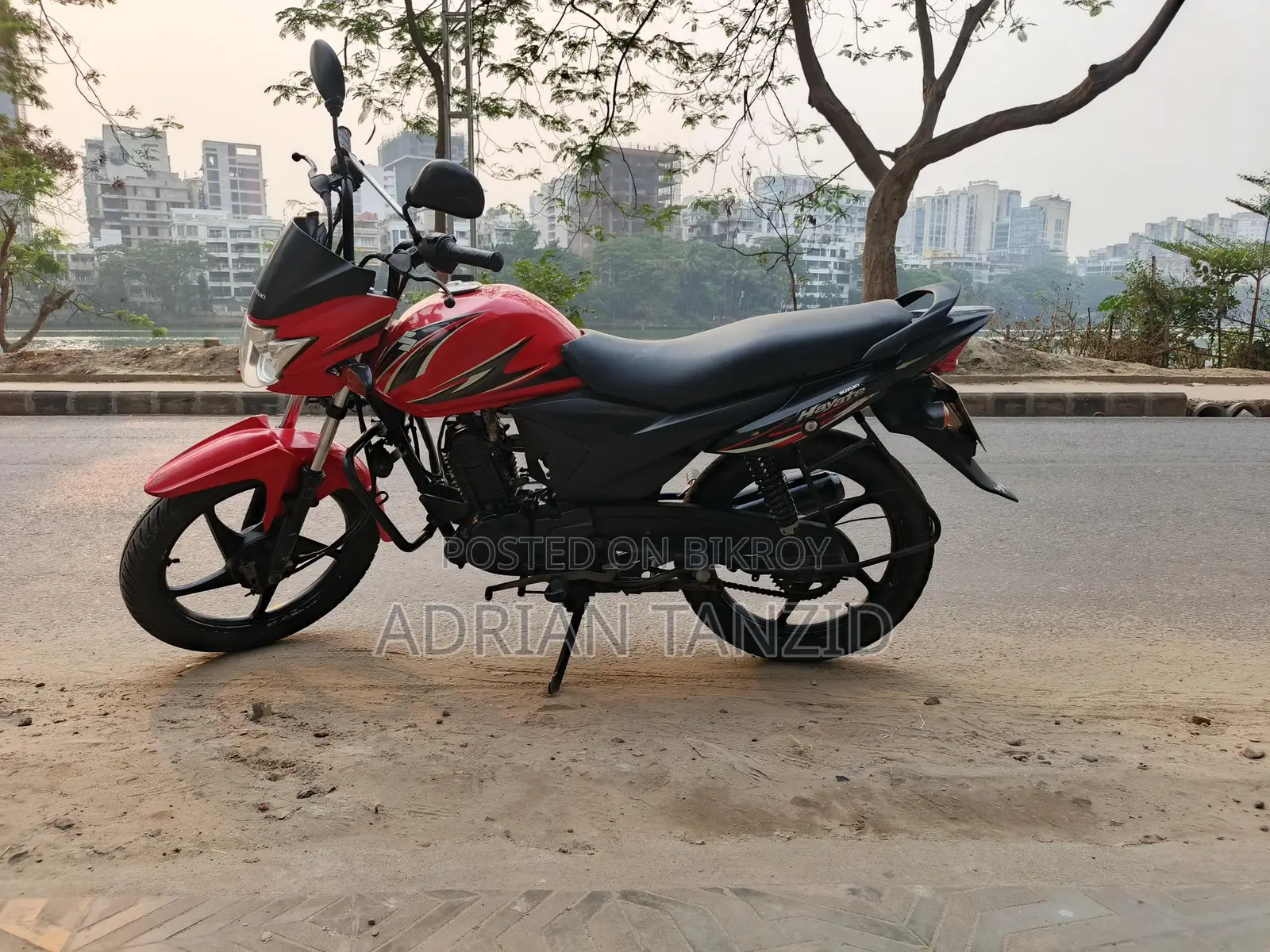 Suzuki Hayate 2015